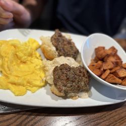 Another Broken Egg Cafe - Biscuit & Gravy