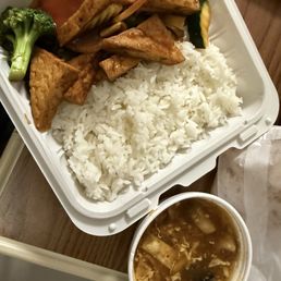 L3. Tofu with Mixed Vegetable Lunch Special L3. Tofu with Mixed Vegetable Lunch Special