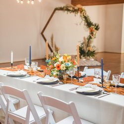 Beacon On Broadway - Fall style wedding, photo by wedding photographer, Simple Joie