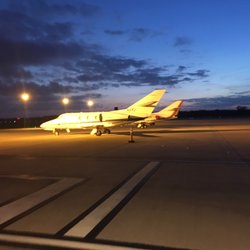 Sugar Land Municipal Airport - Planes