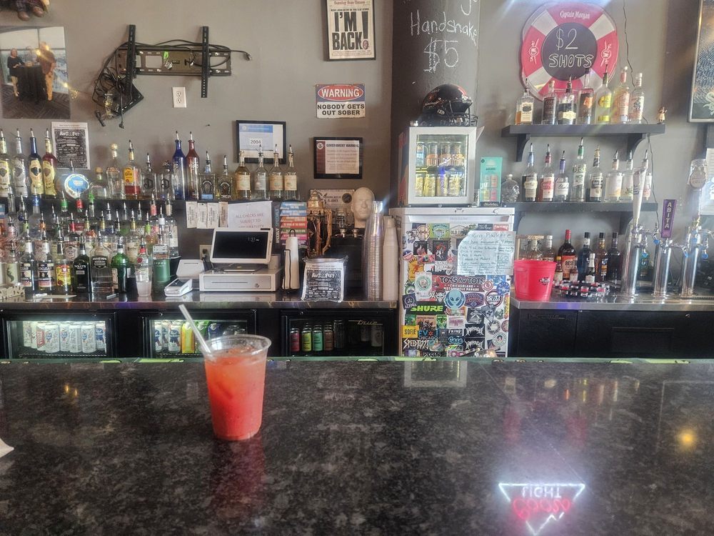 Magoo's Bar