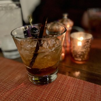 Artisan 179 - Brandy old Fashioned Sweet - Bars Near Me - Pewaukee, Wisconsin