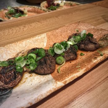 Tokimeite - Yaki-Shiitake - 焼き椎茸 Char-grilled Shiitake in Yuzu Ponzu - Japanese Near Me - Mayfair, XGL