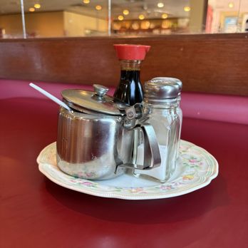 Fortune Cooking Chinese Restaurant - Condiments - Chinese Near Me - Winnipeg, Manitoba Fortune Cooking Chinese Restaurant - Condiments - Chinese Near Me - Winnipeg, Manitoba