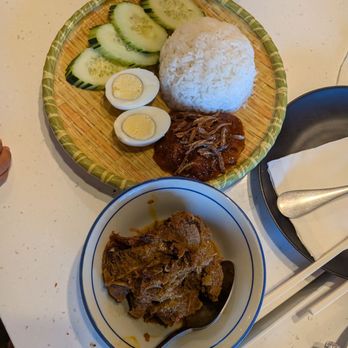 Malay Satay Hut - Nesi lamak with beef rendan - Malaysian Near Me - Bellevue, Washington Malay Satay Hut - Nesi lamak with beef rendan - Malaysian Near Me - Bellevue, Washington