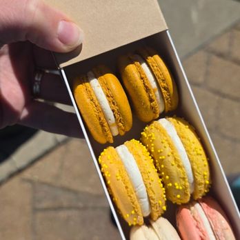 Amy's Cupcake Shoppe - Our six-pack of macaroons. Salted Caramel on the top left, Lemon Curd (O.M.G!), Almond and Citrus Cheesecake. - Bakeries Near Me - Hopkins, Minnesota Amy's Cupcake Shoppe - Our six-pack of macaroons. Salted Caramel on the top left, Lemon Curd (O.M.G!), Almond and Citrus Cheesecake. - Bakeries Near Me - Hopkins, Minnesota