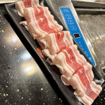 V Yan Hot Pot & BBQ - Asian Fusion Near Me - Parsippany, New Jersey