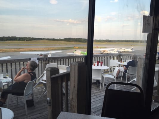 Downwind Restaurant and Lounge by null