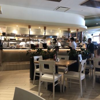 Liliha Bakery - Breakfast & Brunch Near Me - Honolulu, Hawaii