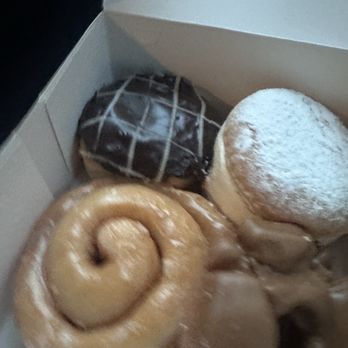 Donut Friend - Donuts Near Me - Los Angeles, California Donut Friend - Donuts Near Me - Los Angeles, California