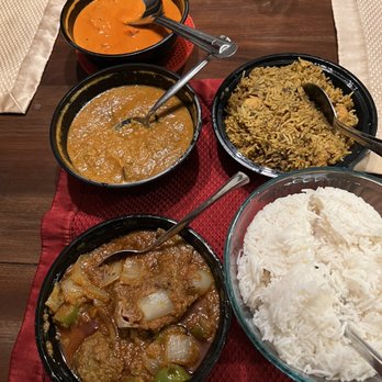 Mild 2 Spicy - Butter Chicken(they need to improve the sauce), mutton biryani, Chicken Briyani, Shrimp Madras (Spicy..ok) - Indian Near Me - Chicago, Illinois