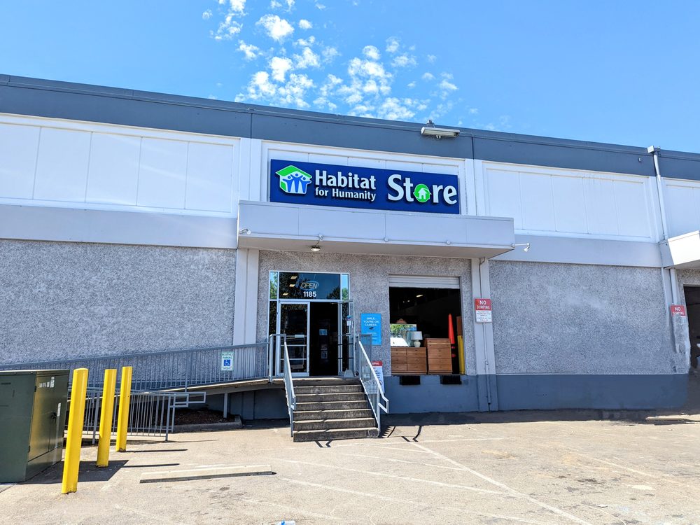 HABITAT FOR HUMANITY STORE SOUTHCENTER Updated October 2024 27