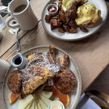 Tokeland - French toast and eggs Benedict. - Breakfast & Brunch Near Me - Tokeland, Washington Tokeland - French toast and eggs Benedict. - Breakfast & Brunch Near Me - Tokeland, Washington