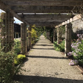 Lough Rynn Castle Hotel - Garden walking area - Hotels Near Me - Mohill, LM Lough Rynn Castle Hotel - Garden walking area - Hotels Near Me - Mohill, LM