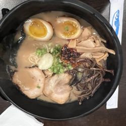 Takumi Ranmen - Spicy Tonkotsu Ramen
