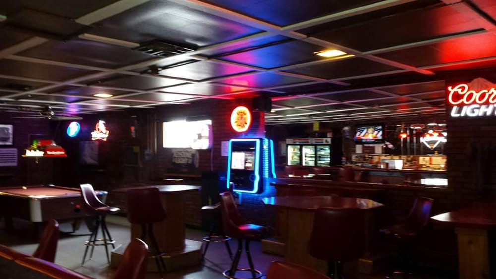 SOUTHSIDE TAVERN Updated September 2024 201 N Sargent Ave, Glendive