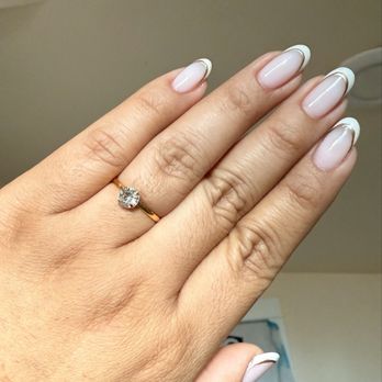 Studio Nail Bar - Nail Salons Near Me - Burbank, California Studio Nail Bar - Nail Salons Near Me - Burbank, California