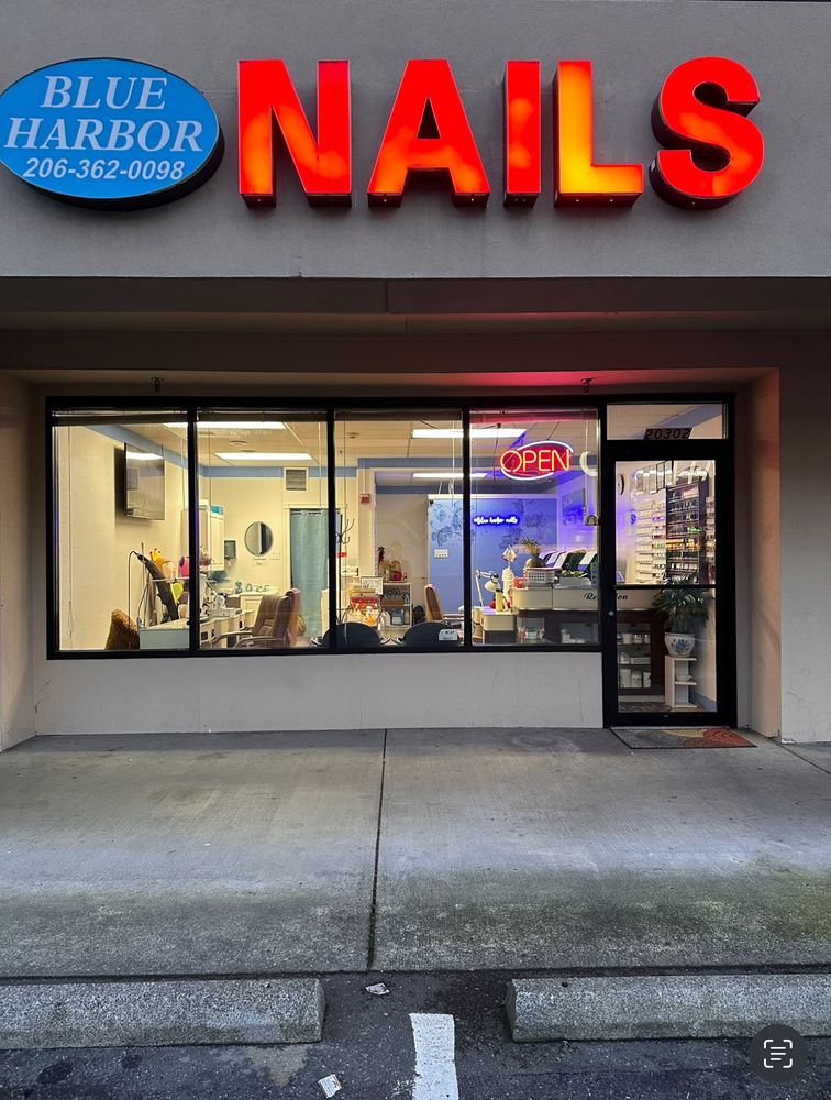 BLUE HARBOR NAILS AND SPA Updated August 2024 81 Photos & 77 Reviews 20302 NE Ballinger