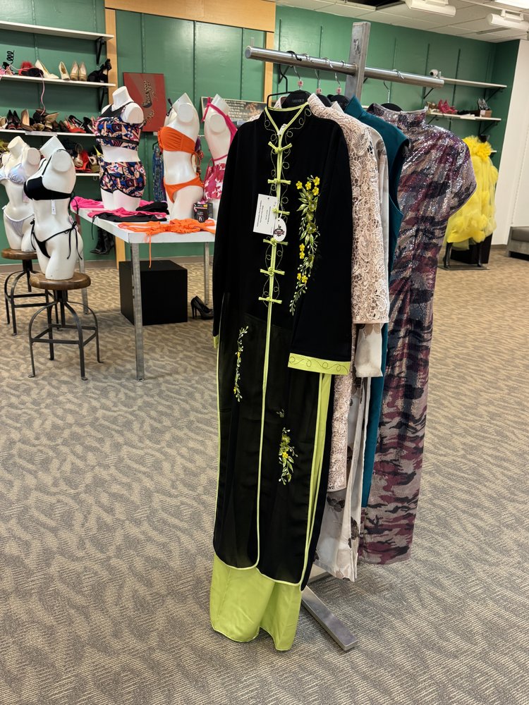 Runway Recycled Logo