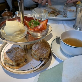 The Ivy Cafe - Marylebone - Cafes Near Me - London, XGL