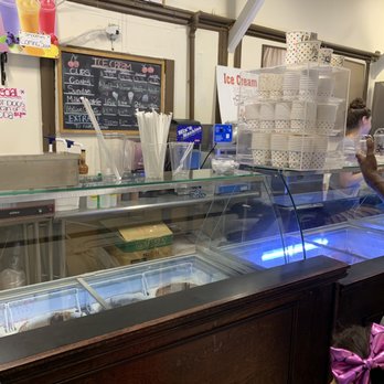 Cranberry Junction home made ice cream - Ice Cream & Frozen Yogurt Near Me - Hackensack, New Jersey Cranberry Junction home made ice cream - Ice Cream & Frozen Yogurt Near Me - Hackensack, New Jersey