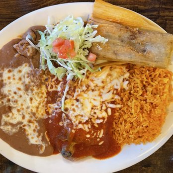 De Oro La Puerta - Chile Relleno & Tamale Plate - Mexican Near Me - Brea, California De Oro La Puerta - Chile Relleno & Tamale Plate - Mexican Near Me - Brea, California