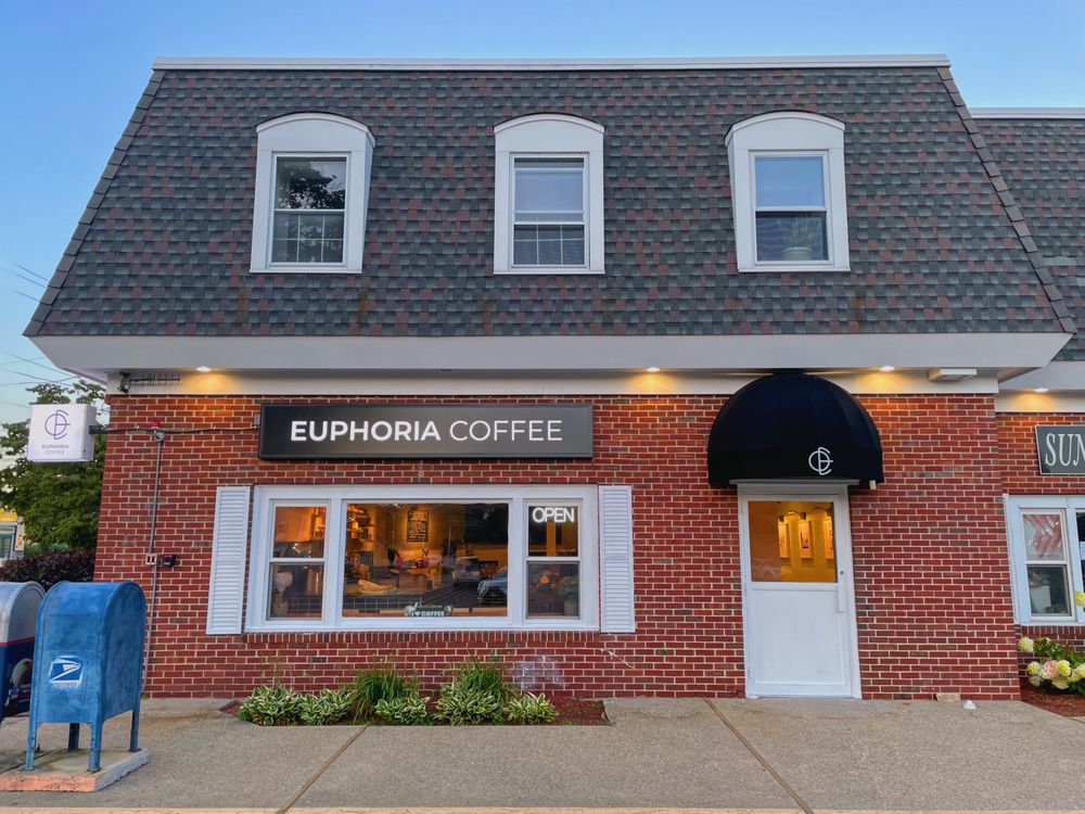 Social spots from Euphoria Coffee