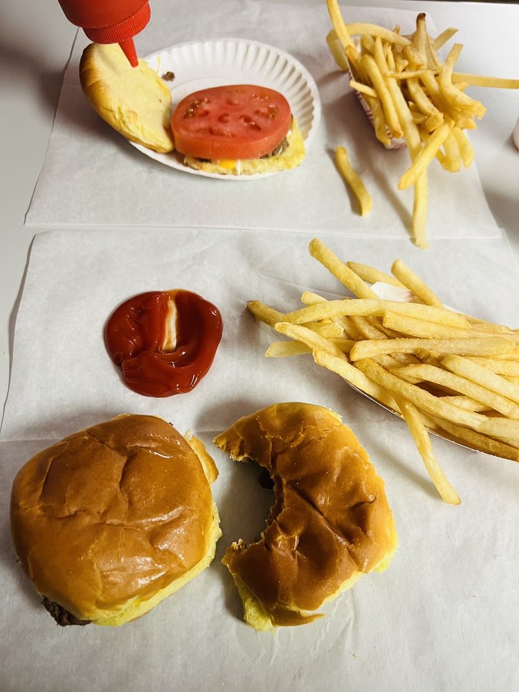 Food from Hickie's Hamburger