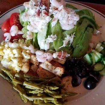 Salty's at Redondo Beach - Louie! - Seafood Near Me - Des Moines, Washington Salty's at Redondo Beach - Louie! - Seafood Near Me - Des Moines, Washington