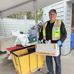 Mercer Island Thrift Shop - Accept Donations with a smile
Check our website for our drop-off hours.