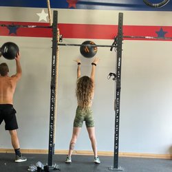 1817 CrossFit - Wall balls