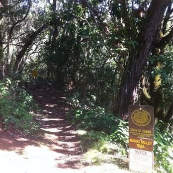 Makiki Valley Trail - Another shot of trail entrance. 12/5/2010 - Hiking Near Me - Honolulu, Hawaii Makiki Valley Trail - Another shot of trail entrance. 12/5/2010 - Hiking Near Me - Honolulu, Hawaii
