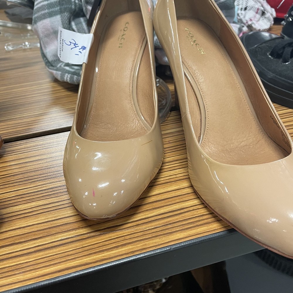 Super Thrift Store - Thrift Stores Near Me - Oxnard, California