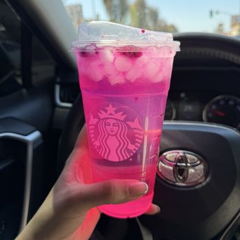 Starbucks - Coffee & Tea Near Me - Los Angeles, California Starbucks - Coffee & Tea Near Me - Los Angeles, California