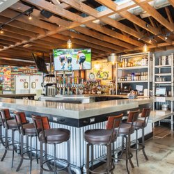 Del's Hideout - Bar