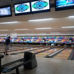 Bowlerama Lanes - Lanes and TV's