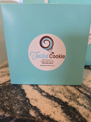 Twisted Cookie by null