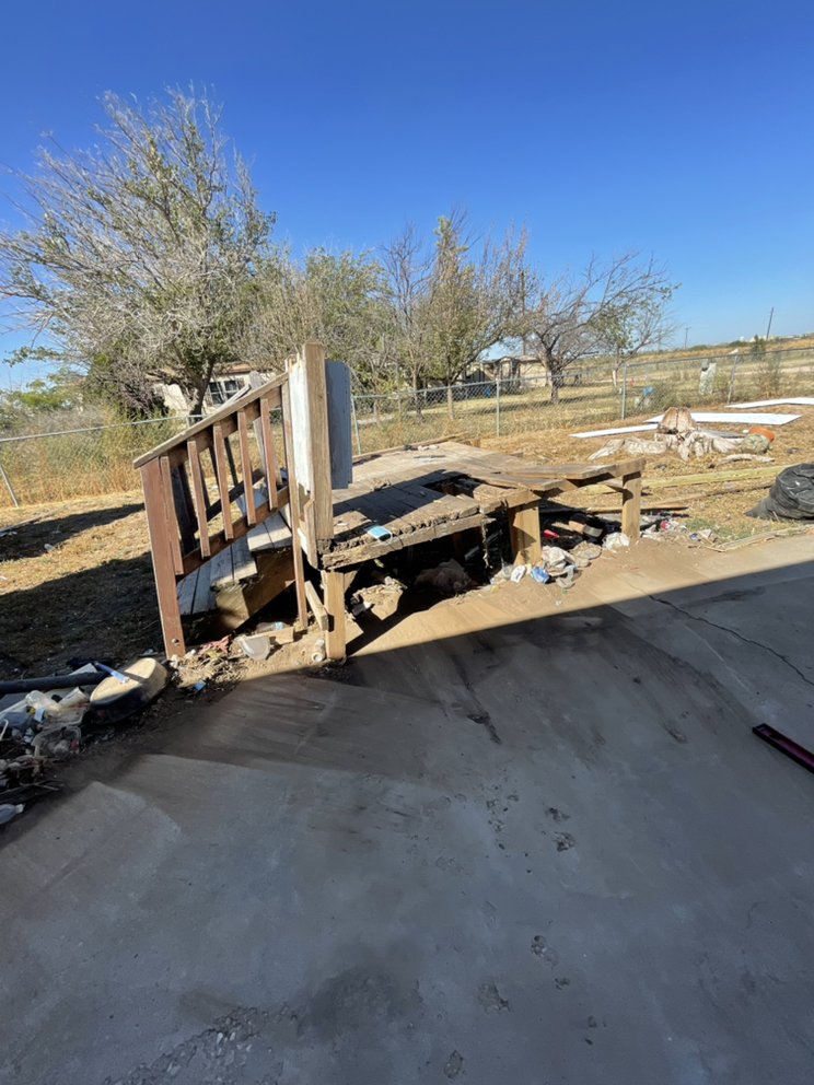 Slide of Shorty's Construction