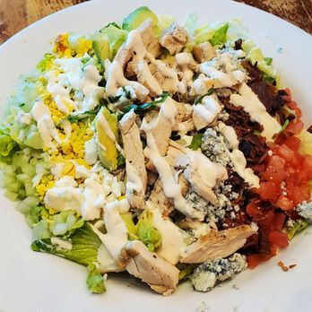 Guy Fieri's - Ultimate Cobb Salad ($409) - American Near Me - Cancún, ROO Guy Fieri's - Ultimate Cobb Salad ($409) - American Near Me - Cancún, ROO