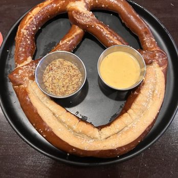 The Rim - Jumbo Pretzel - American Near Me - Burleson, Texas