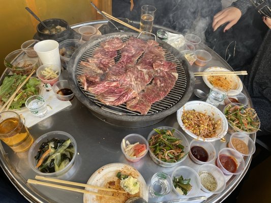 Yuk Jun Gui - Galbi, Fresh live eel, Makchang by null