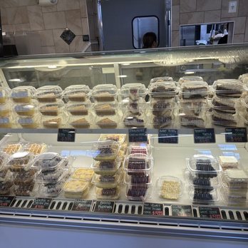Mid Atlantic Seafood - Dessert case - Seafood Near Me - New Carrollton, Maryland