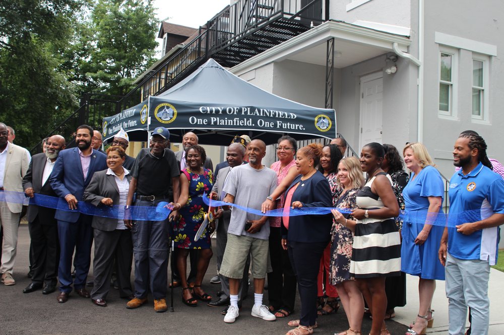 The Gateway Family YMCA - The Dudley House - veterans service organization in Plainfield, NJ