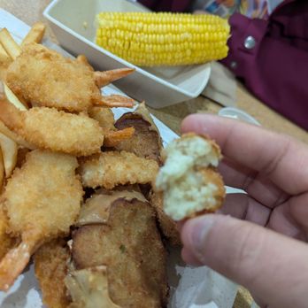 Captain D’s - Seafood Near Me - Toronto, Ontario