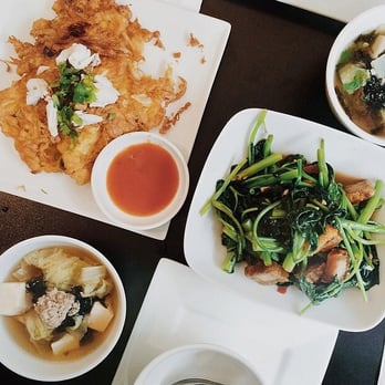 Me Dee Cafe - kao thom sides - Thai Near Me - Chicago, Illinois