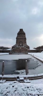Völkerschlachtdenkmal by null