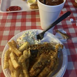 Roys Country Corral - The Chicken Plate served with hush puppies, fries and slaw