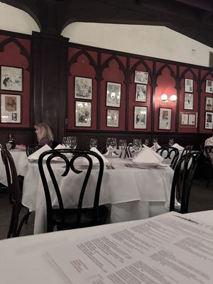 Antoine's Restaurant by null