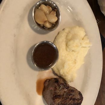 Prime Cut Cafe - Filet mignon - Steakhouses Near Me - Orange, California Prime Cut Cafe - Filet mignon - Steakhouses Near Me - Orange, California