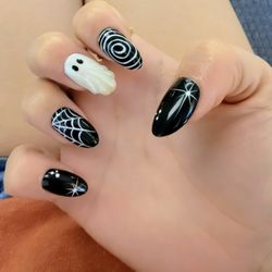 The Wax Lady - Come in for captivating nail art!